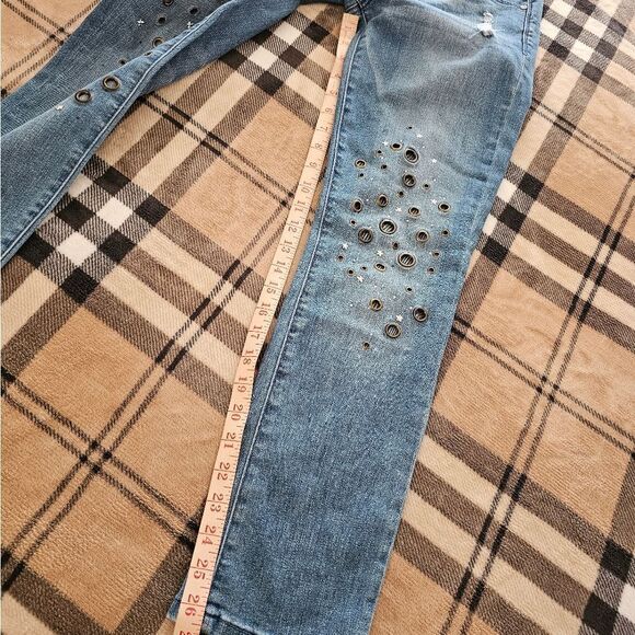 Distressed Denim Jacket and Jeans Set - Picture 10 of 12